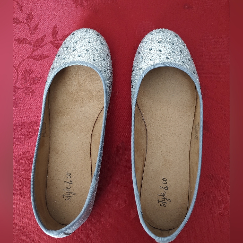 Silver Style & Co. Flats with Glitter and Small Stones Size 7.5M